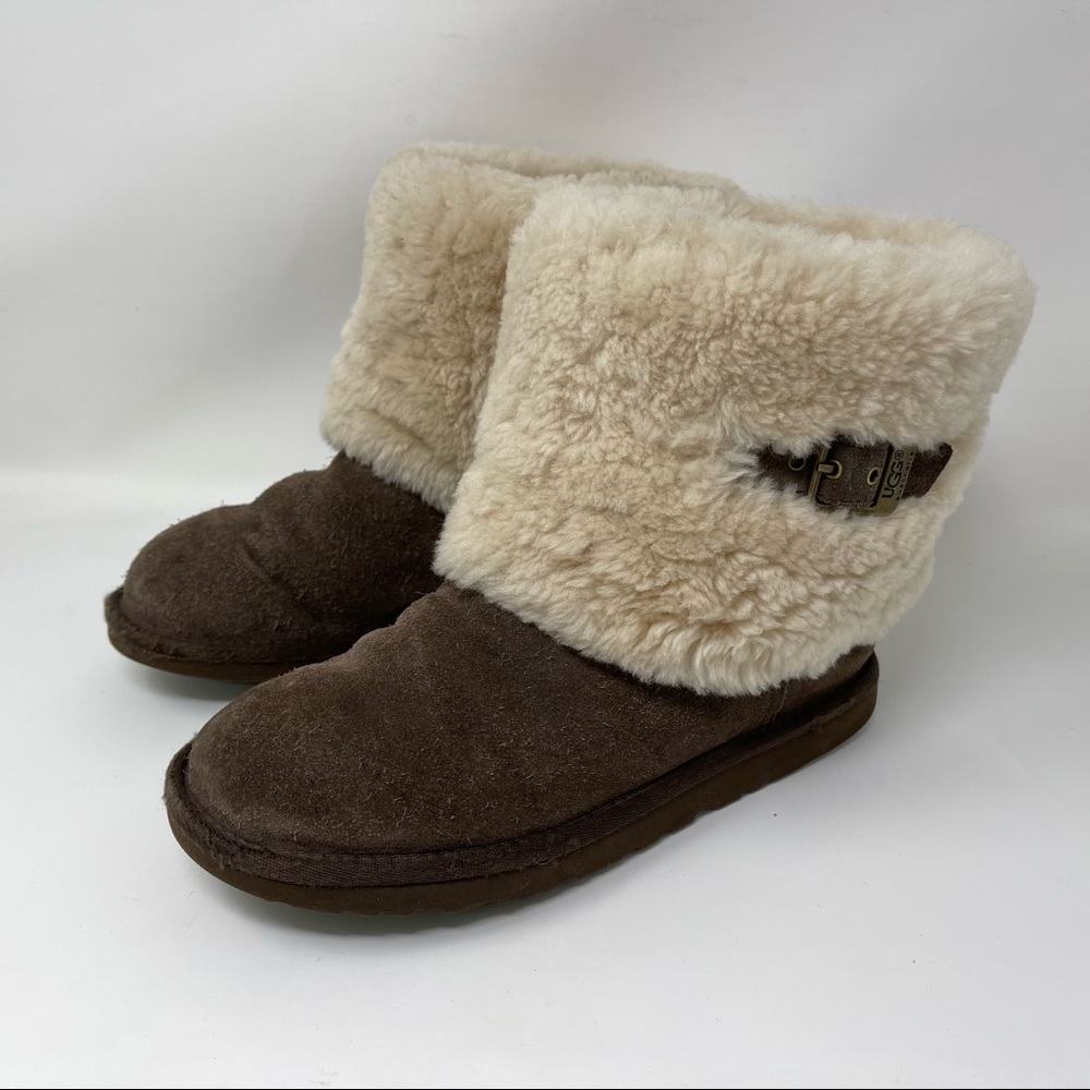 UGG Ellee Chocolate Brown Winter Boots Sheepskin 1002741 Womens 6